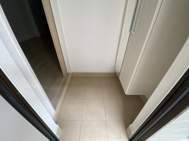 シーズンテラス太子の玄関