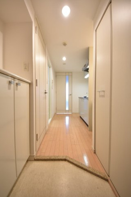 【玄関】 | スワンズ神戸三宮イースト