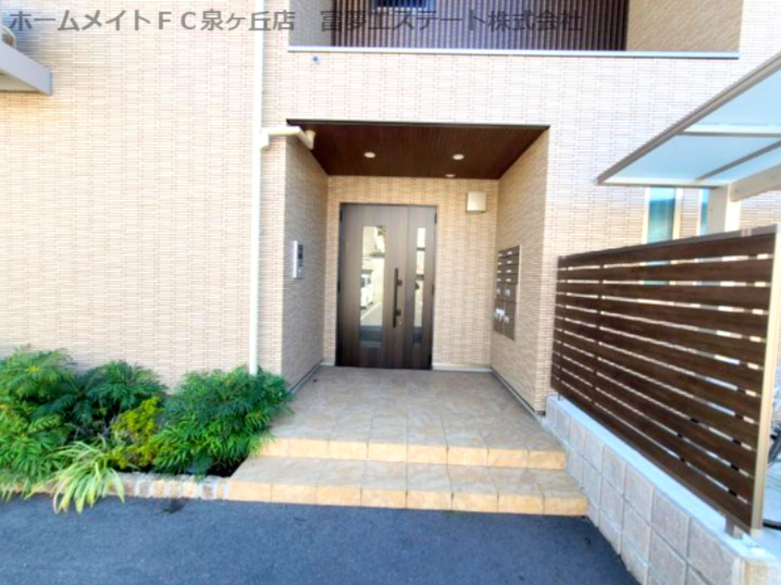 フォレスト楠のエントランス