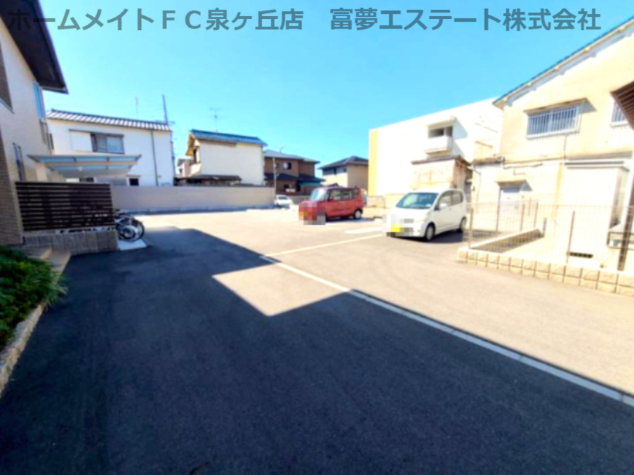 フォレスト楠の駐車場