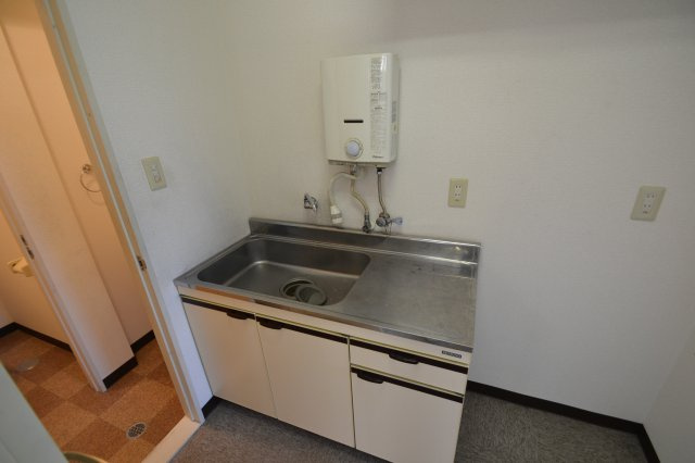 【キッチン】 | ソレーユ西山