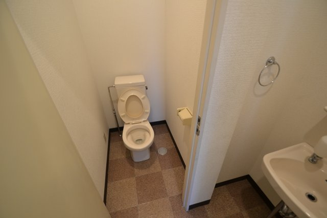 【トイレ】 | ソレーユ西山