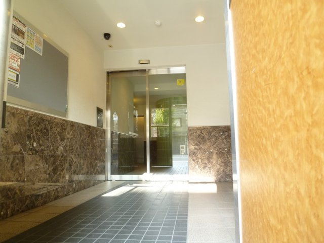 Will Do 難波ｗⅡのエントランス