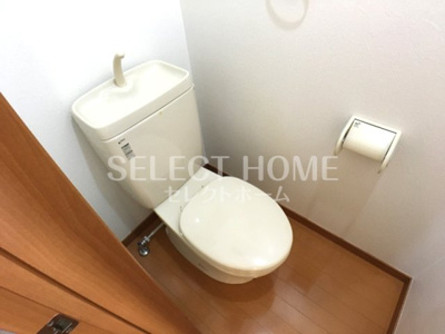 【トイレ】 | エスポワール井田 | 同型タイプ清潔感のあるトイレです