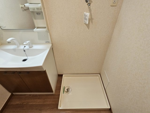 明石市魚住町長坂寺のアパートの洗面所