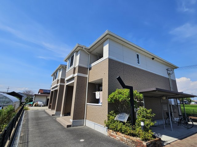 明石市魚住町長坂寺のアパート