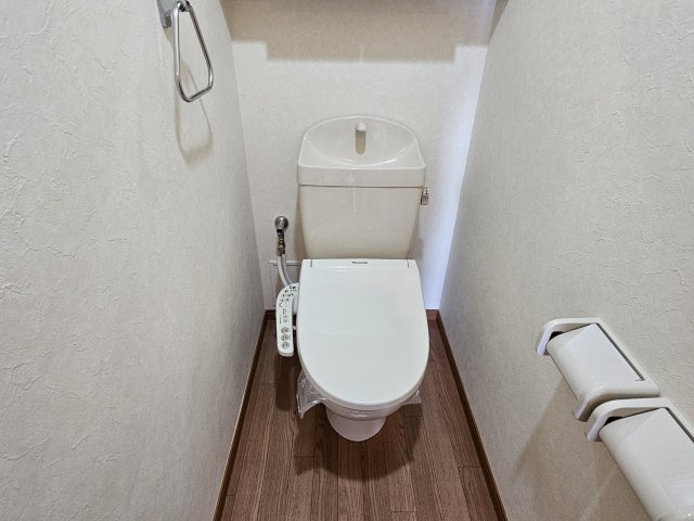 明石市魚住町長坂寺のアパートのトイレ
