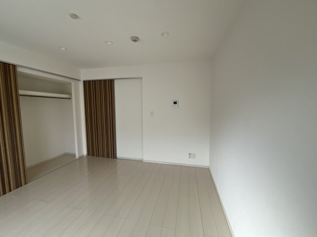 リープラス網干の寝室