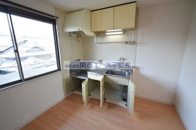  | ロイヤルハイツ