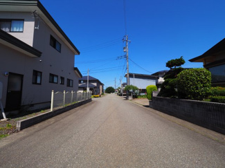 【前面道路含む現地写真】