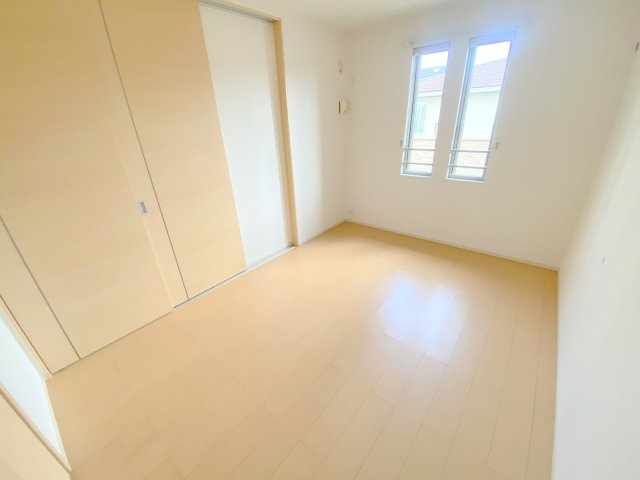 【洋室】 | クラールブリーゼB棟