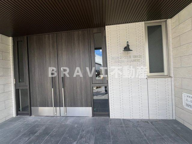 エスリードレジデンス梅田グランデのエントランス|毎日通るエントランスはこのようになっています