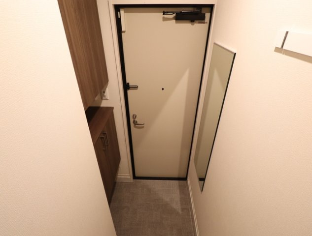 熊本市中央区横手３丁目のアパートの玄関