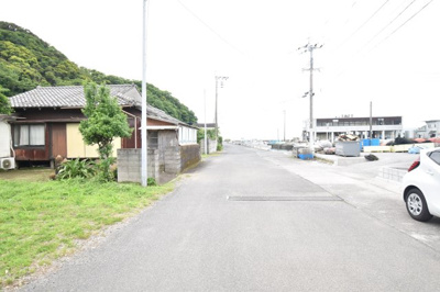 【前面道路含む現地写真】 | 肝属郡南大隅町根占川南　売地