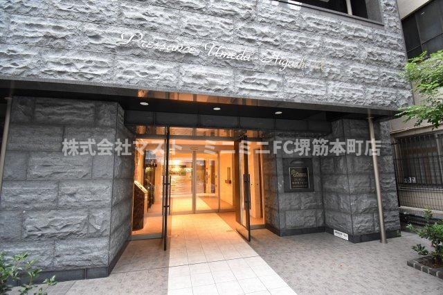 プレサンス梅田東アルファのエントランス