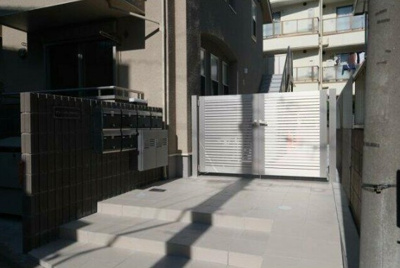 【エントランス】 | グリーンパレス松が丘