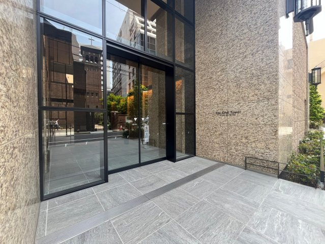 ザ・ファインタワー大阪肥後橋 BRAVI不動産のエントランス|落ち着いたエントランスです