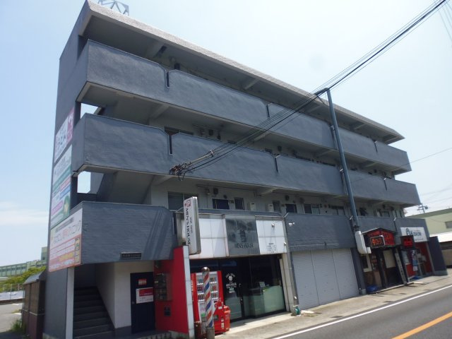 高津橋マンションの外観