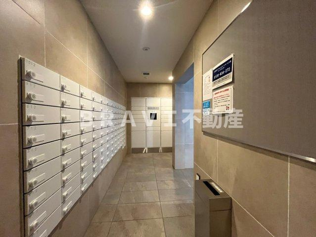 アプリーレ阿波座南のエントランス