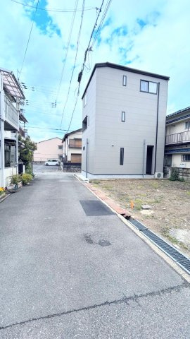 宇保町の前面道路含む現地写真