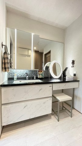 昆陽泉町3丁目の独立洗面台