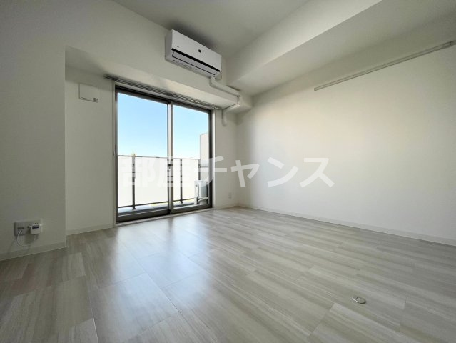 ボーデュキャナル幅下の居間・リビング