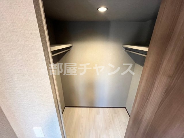 メイクスWアート丸の内の収納