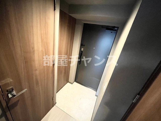 メイクスWアート丸の内の玄関