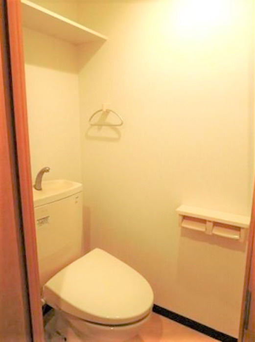 Lino24のトイレ|ゆったりとした空間のトイレです