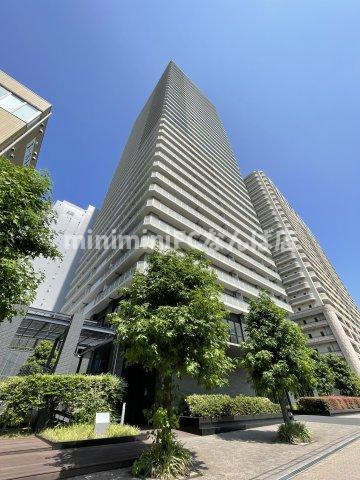 ルネッサなんばタワーの外観