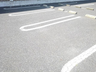 【駐車場】 | プロムナード　ベル