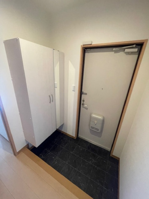 【玄関】 | アネーロ枝大津