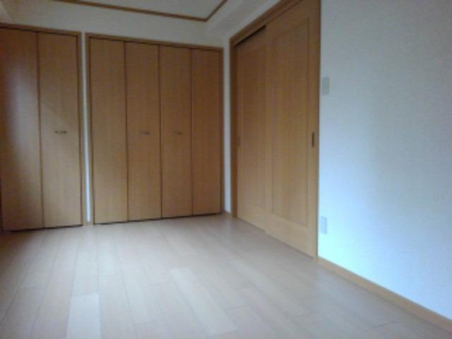 アンジュメゾンの洋室