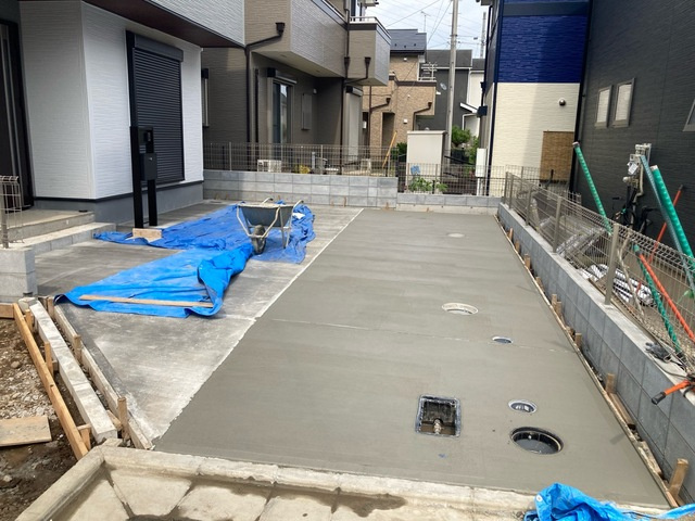 あきる野伊奈第4期　新築分譲住宅　5号棟／全7棟の駐車場