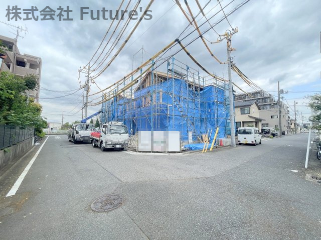 三郷市早稲田4丁目　新築戸建　全2棟　1号棟の前面道路含む現地写真|前面道路含む現地写真です。