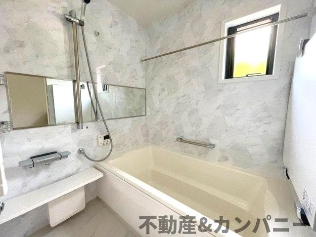 ディアタウン越智2丁目No.1　新築未入居戸建1号棟の浴室|日々の暮らしに欠かせないお風呂です