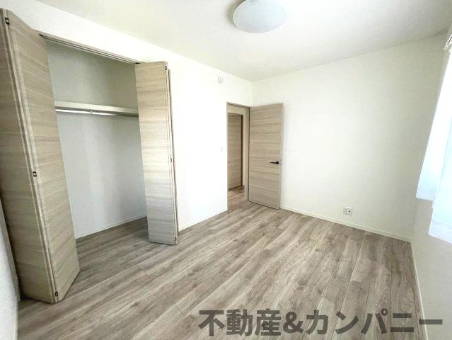 ディアタウン越智2丁目No.1　新築未入居戸建1号棟の洋室|ゆったりした洋室です