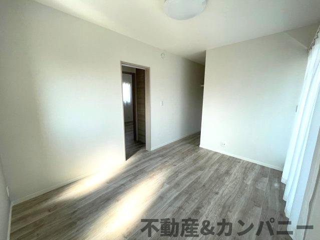 ディアタウン越智2丁目No.1　新築未入居戸建1号棟の洋室|落ち着いた色調の洋室です