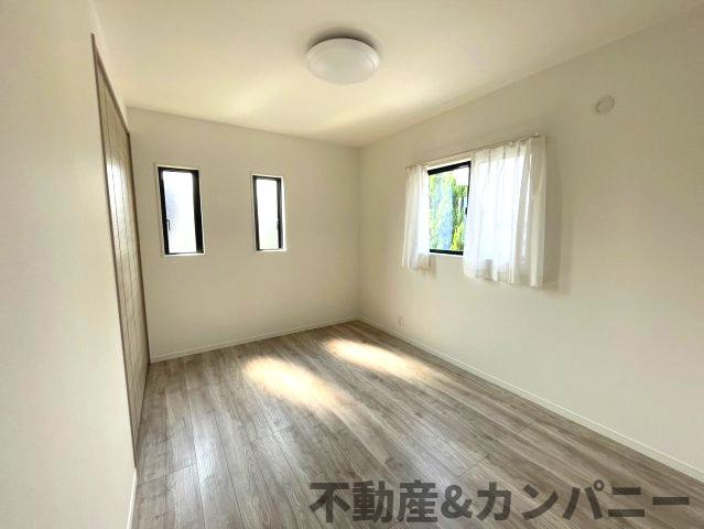 ディアタウン越智2丁目No.1　新築未入居戸建1号棟の洋室|落ち着いた色調の洋室です