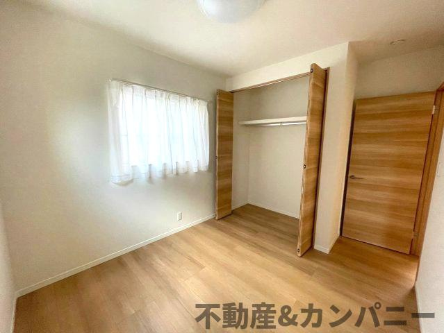 ディアタウン越智2丁目No.1　新築未入居戸建1号棟の洋室|落ち着いた色調の洋室です