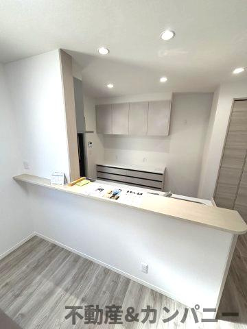 ディアタウン北斎院のキッチン|コンパクトなキッチンで掃除もラクラク