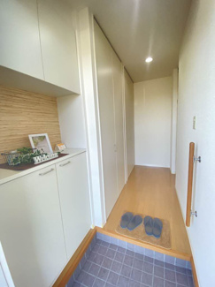 【玄関】 |  コスモコート 