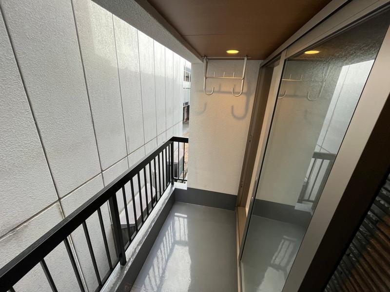 朝日町　中古一戸建てのその他共用部分|バルコニー
■物件内覧・資金計画相談・住宅ローン相談、リフォーム相談、お問合せ受付中■
※当日・翌日のご内覧、ご相談はお電話でのお問合せがスムーズです！