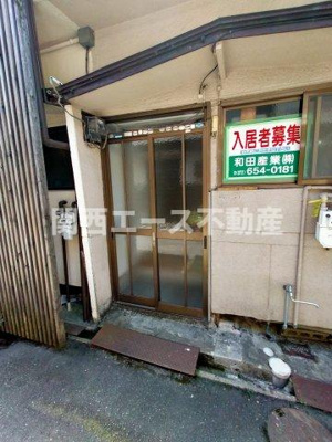 【エントランス】 | 南津の辺町貸家