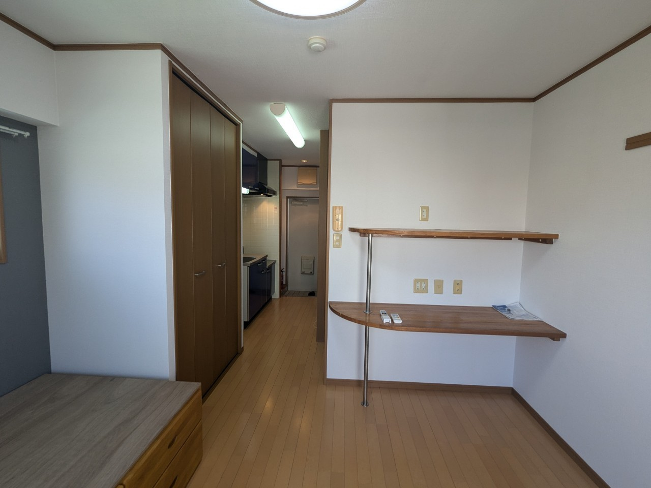 エミネンス西町の洋室