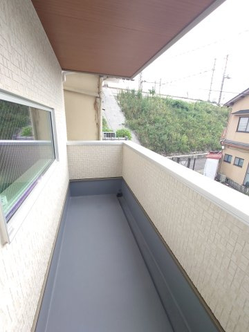 【バルコニー】 | 山科区御陵久保町　築後未入居モデルハウス