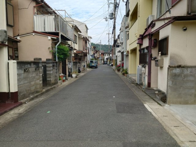 【前面道路含む現地写真】 | 山科区御陵久保町　築後未入居モデルハウス