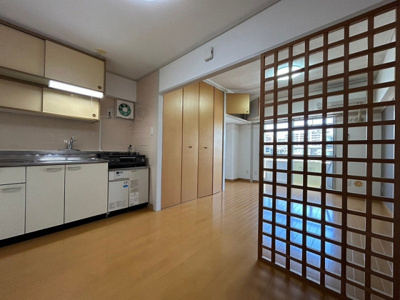 【洋室】 | 河村レジデンス | 別号室の写真になります。現況優先。