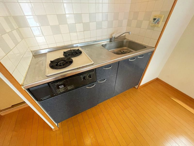 【キッチン】 | プリマヴェーラ | 別号室の写真になります。現況優先。