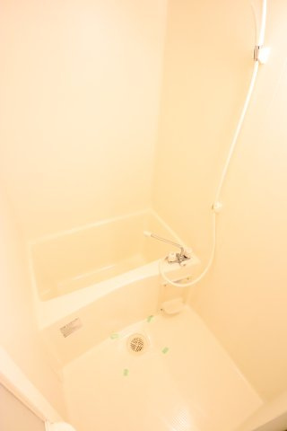 大阪市都島区片町１丁目の賃貸マンションの浴室